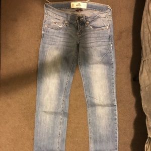 Light Hollister jeans!